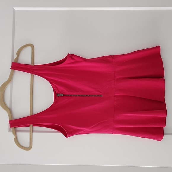 Express tank top - Picture 2 of 6